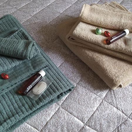 CarascoLa Casa Dell'Arcoアパートメント エクステリア 写真