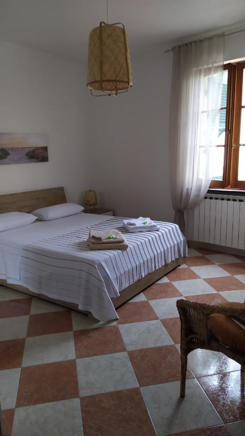 CarascoLa Casa Dell'Arcoアパートメント エクステリア 写真