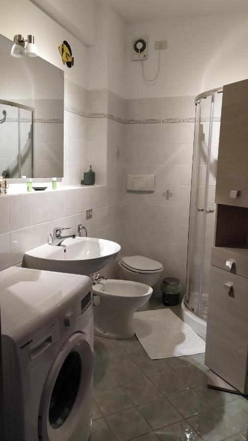 CarascoLa Casa Dell'Arcoアパートメント エクステリア 写真